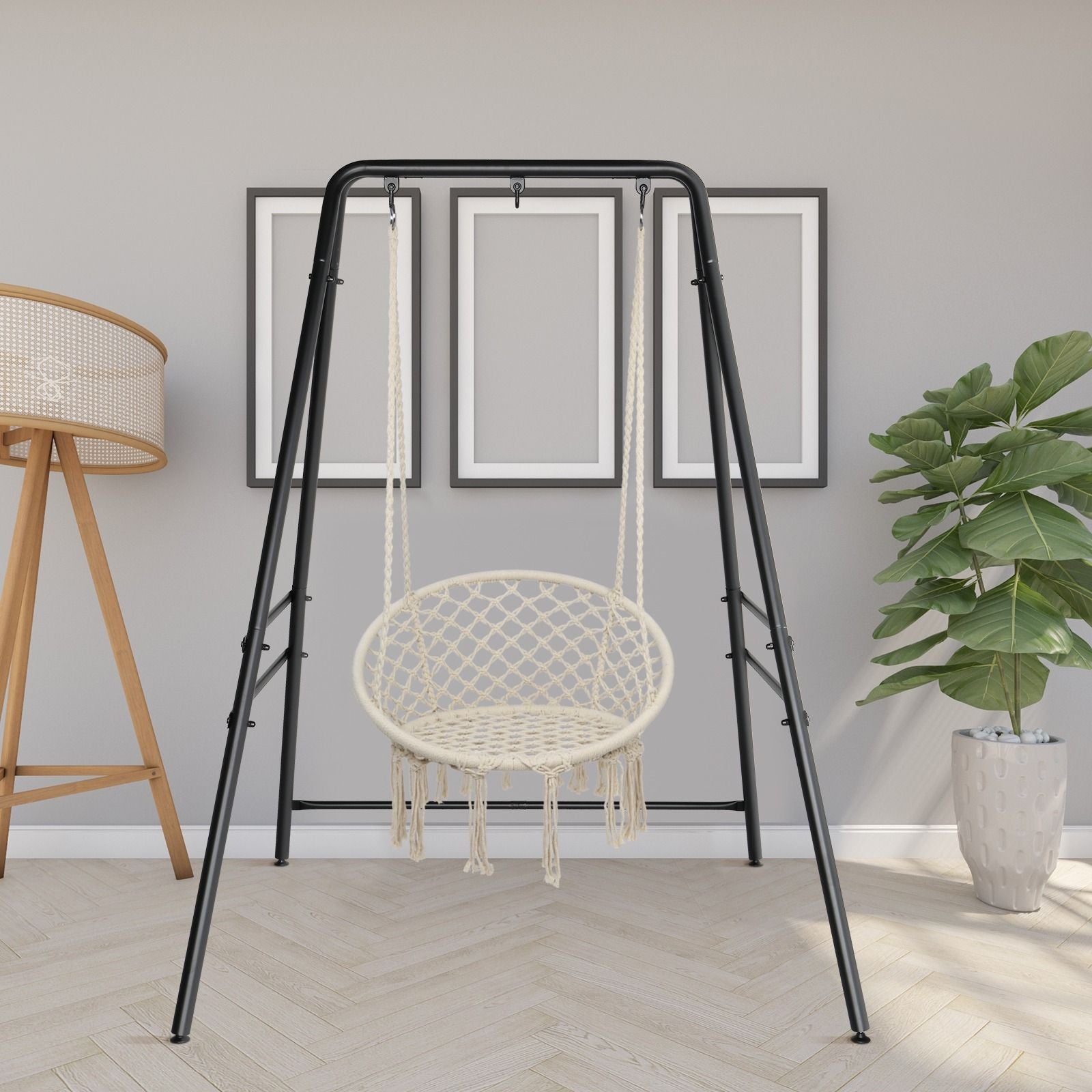 524710831